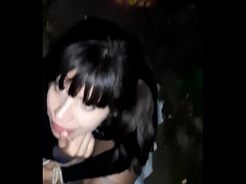 ❤️ 在街上膨胀的阴茎，以换取糖果 Fucking❌️❤